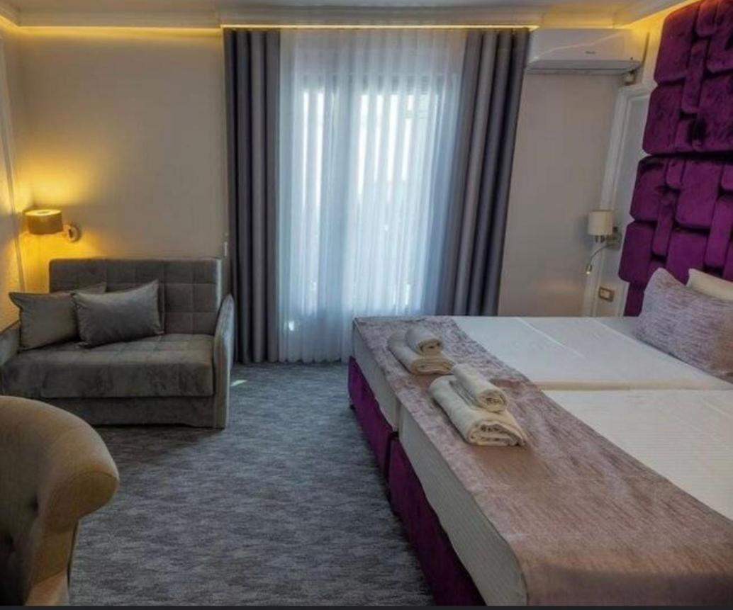 Hotel Garni Ideal ポドゴリツァ エクステリア 写真