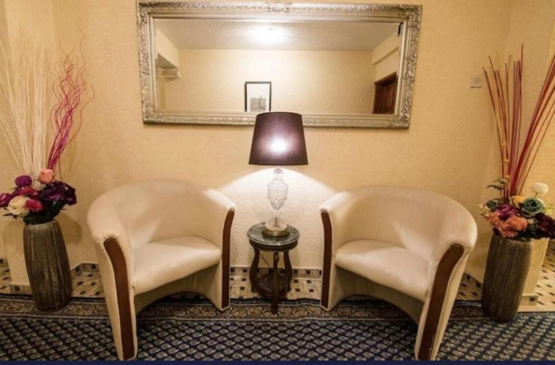 Hotel Garni Ideal ポドゴリツァ エクステリア 写真
