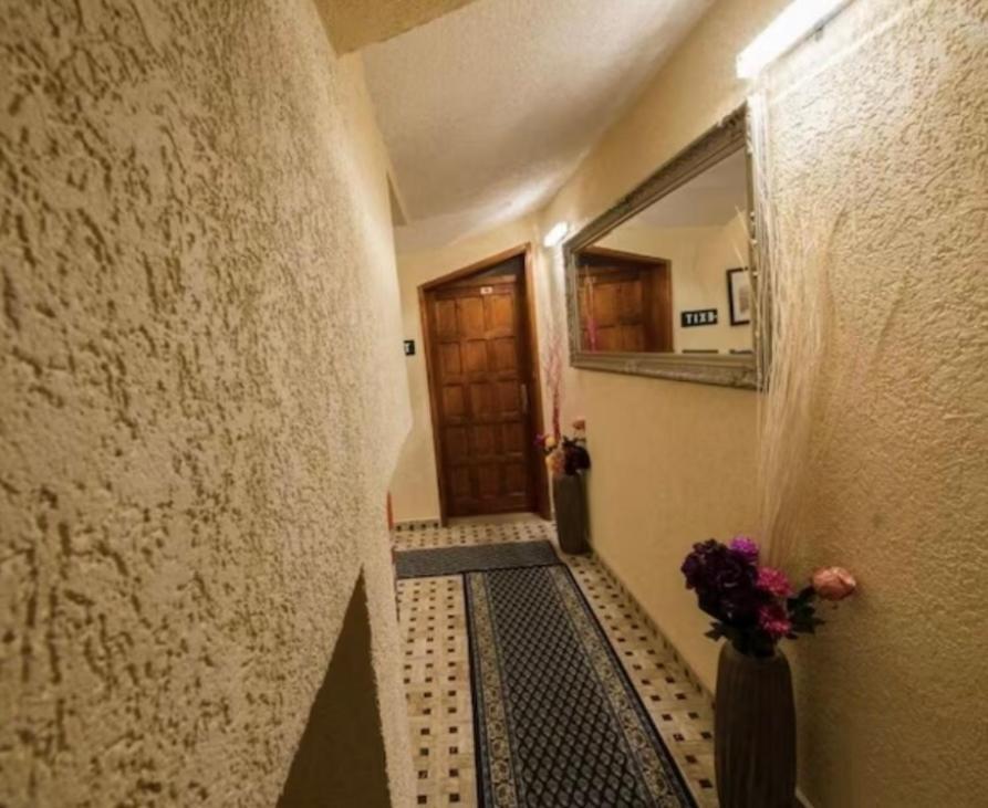 Hotel Garni Ideal ポドゴリツァ エクステリア 写真